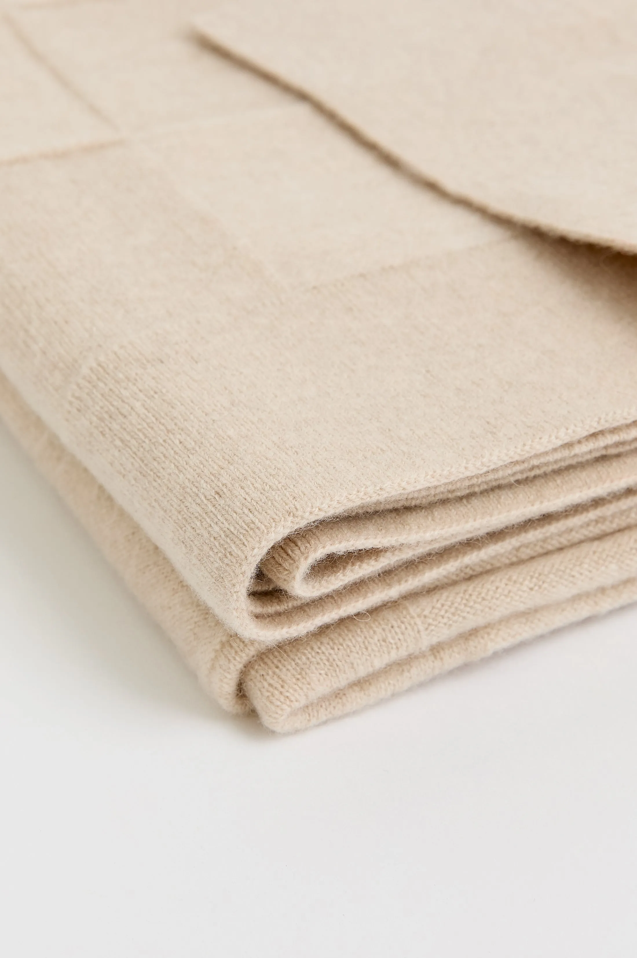 CASHMERE THROW - ALABASTER