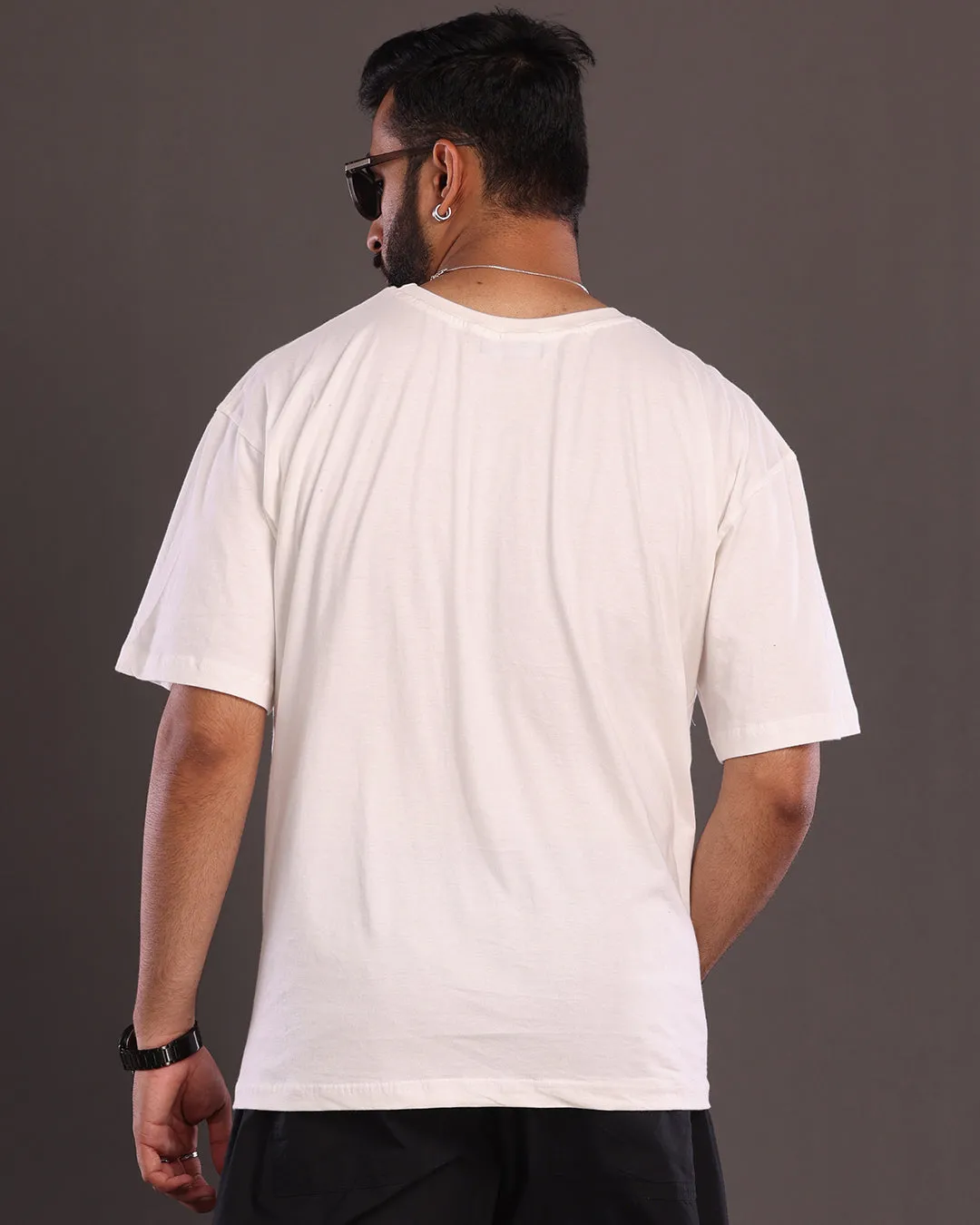 Iconic Eminem: Best Oversized Tees for True Hip-Hop Heads