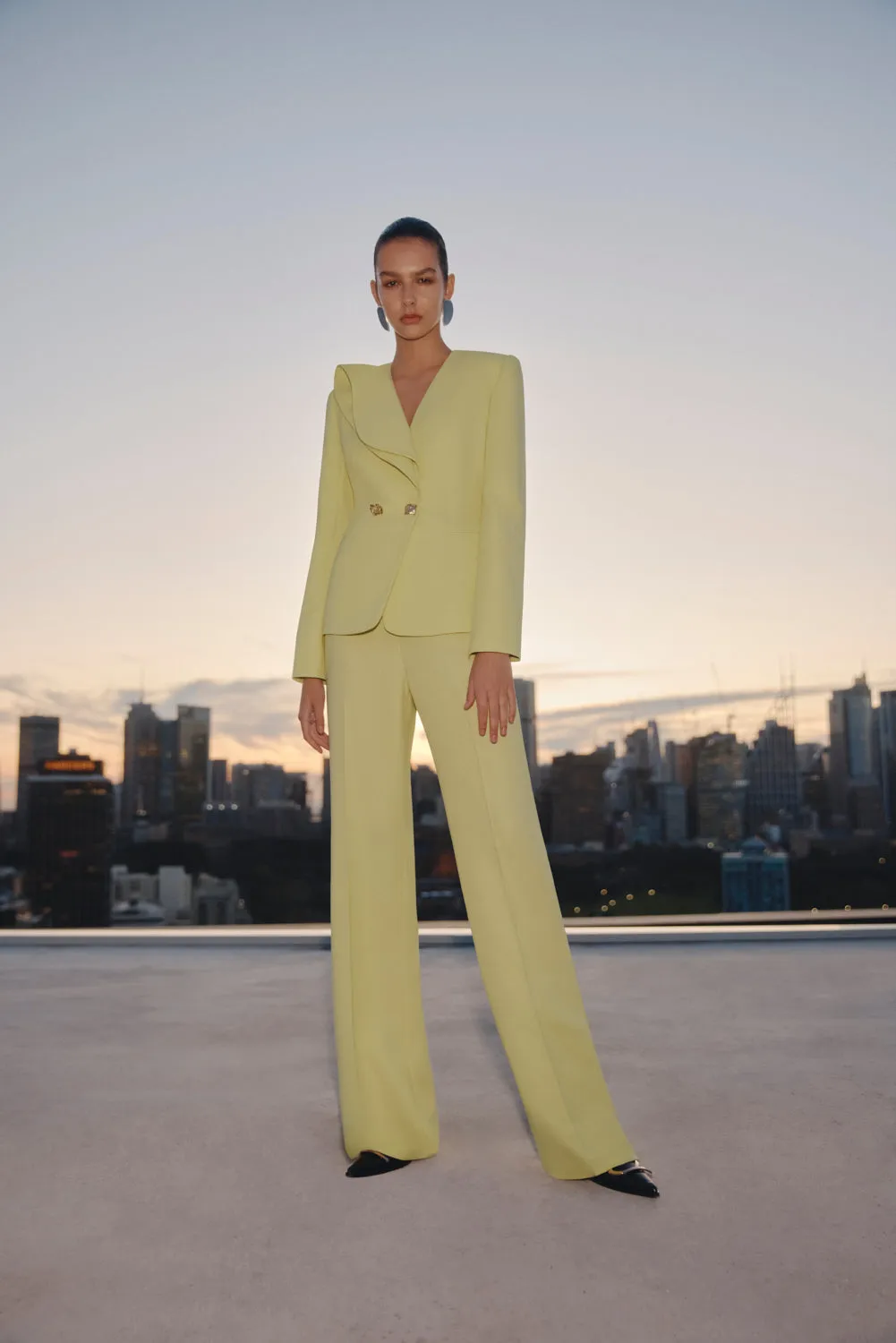 LIME CREPE WIDE CLASSIC PANT