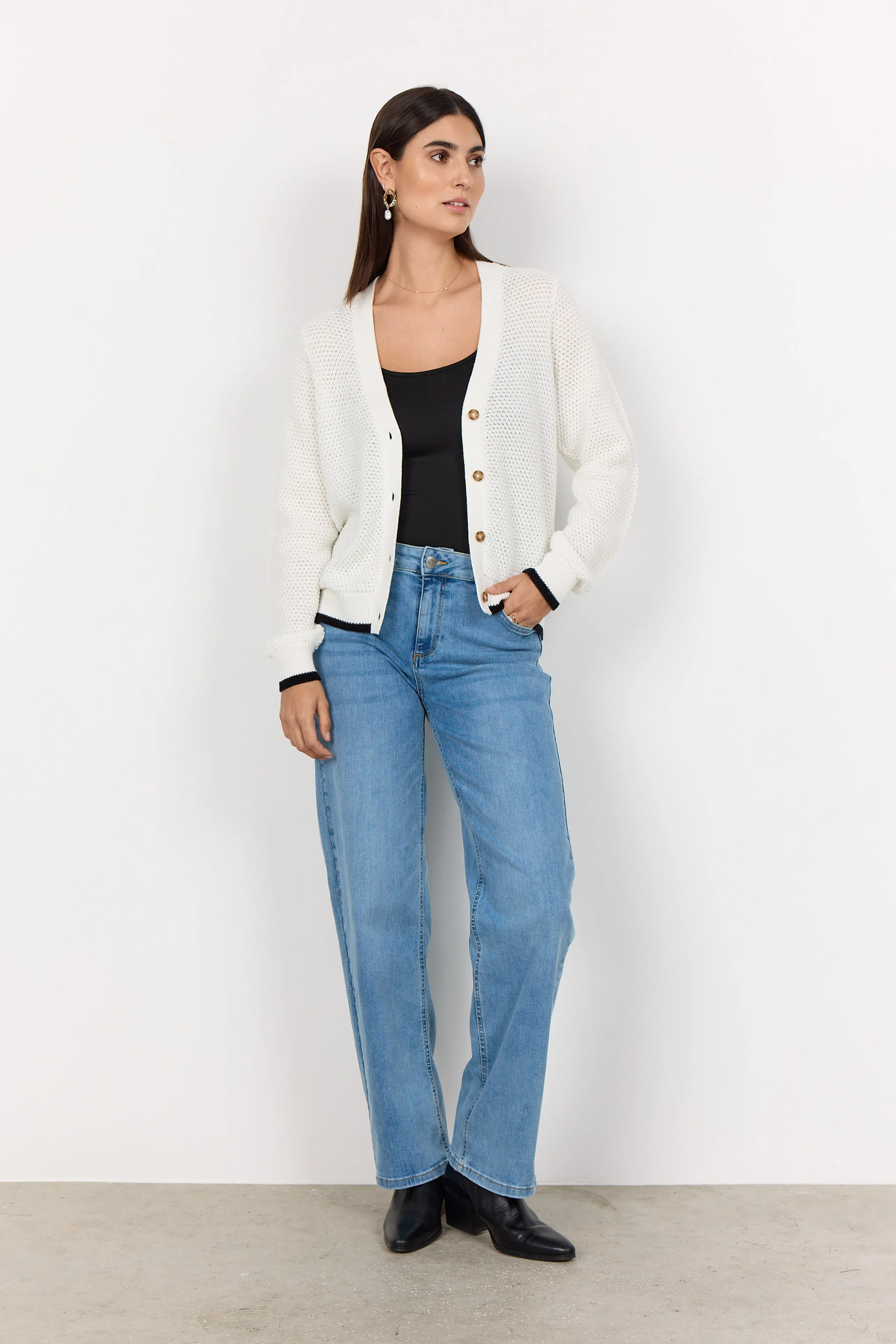 Perry 3 Cardigan