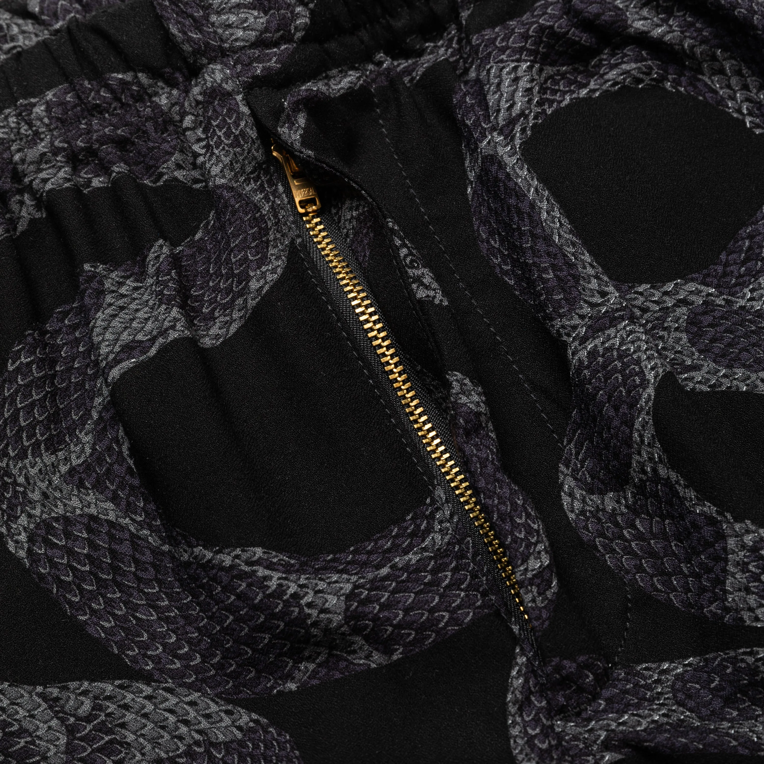 R/P ALLOVER SNAKE PATTERN EASY TROUSERS ＜LIMITED＞