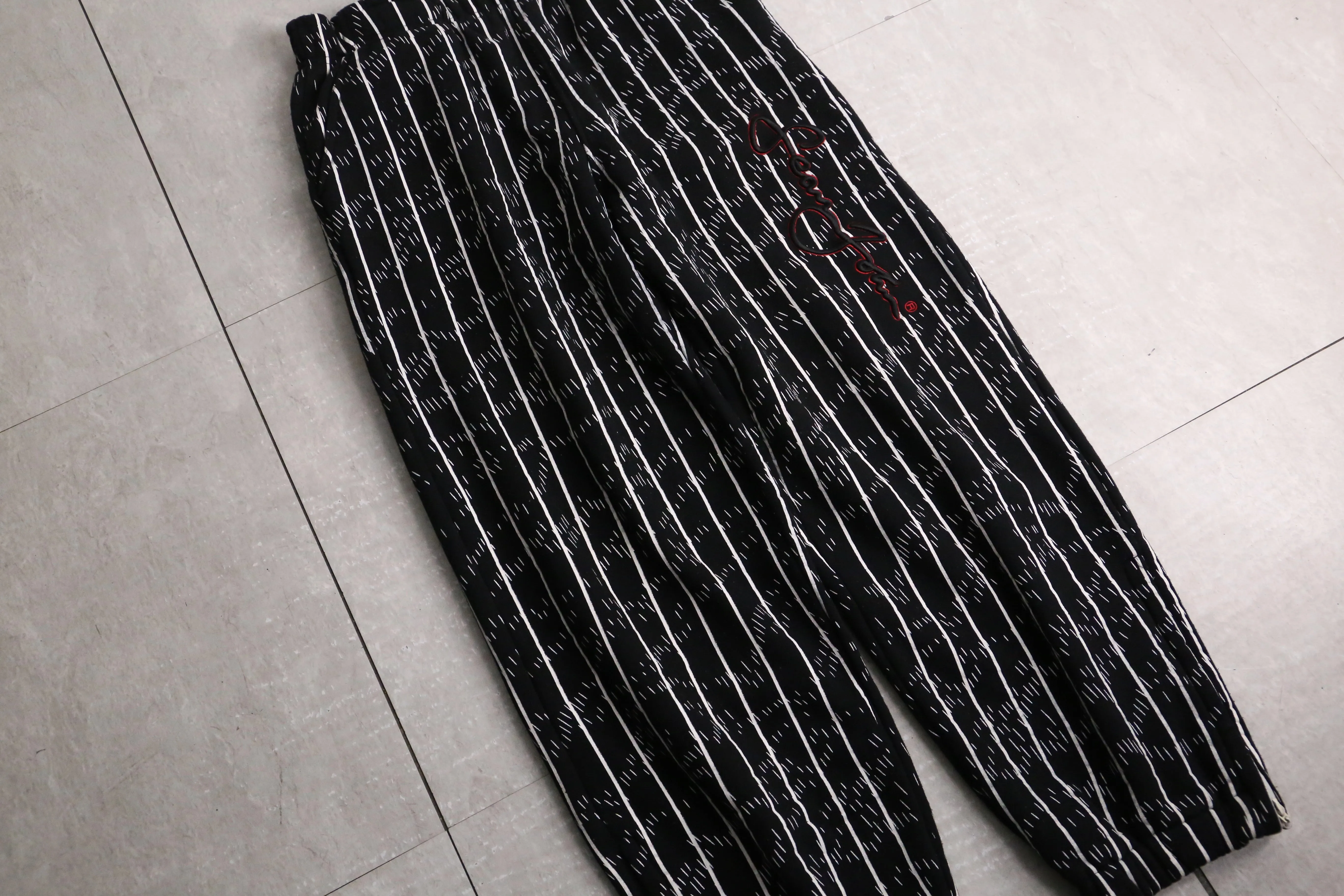 “Sean John” monotone stripe  pattern loose sweat pants