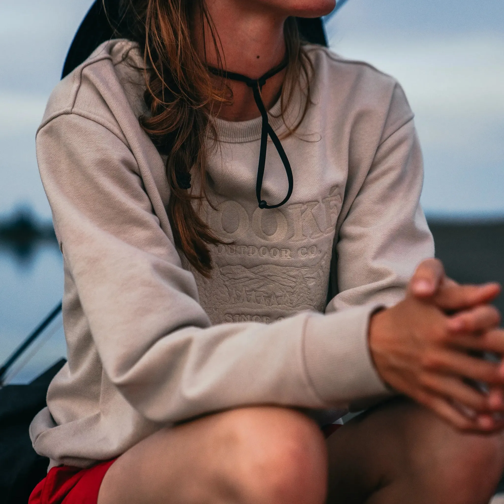 W's Hook Outdoor Crewneck